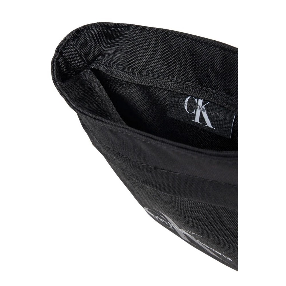 CALVIN KLEIN JEANS SPORT ESSENTIALS FLAT PACK18 M ΤΣΑΝΤΑ ΑΝΔΡΙΚΗ BLACK