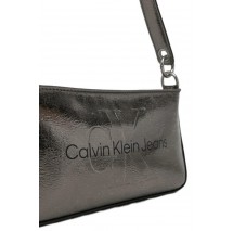 CALVIN KLEIN JEANS SCULPTED SHOULDER POUCH TUM ΤΣΑΝΤΑ ΓΥΝΑΙΚΕΙΑ SILVER