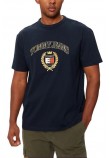 TOMMY JEANS REG TJ GOLD CREST TEE T-SHIRT ΜΠΛΟΥΖΑ ΑΝΔΡΙΚΗ DARK NAVY