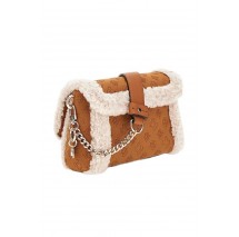 GUESS DAVIKA FLAP SHOULDER ΤΣΑΝΤΑ ΓΥΝΑΙΚΕΙΑ COGNAC