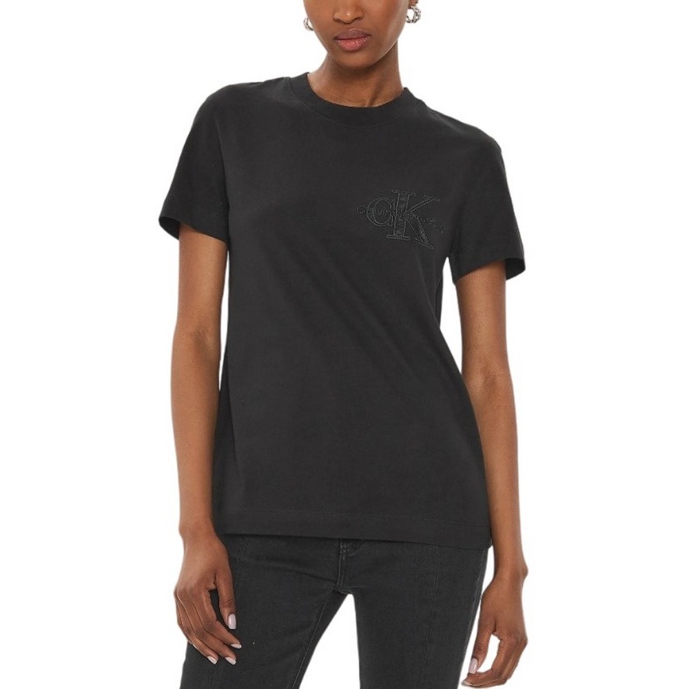 CALVIN KLEIN JEANS SATIN APPLIQUE REGULAR T-SHIRT ΜΠΛΟΥΖΑ ΓΥΝΑΙΚΕΙΑ BLACK