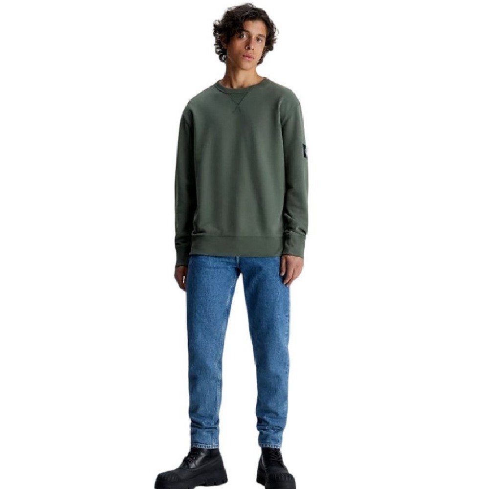 CALVIN KLEIN JEANS BADGE CREW NECK ΜΠΛΟΥΖΑ ΦΟΥΤΕΡ ΑΝΔΡΙΚΗ KHAKI