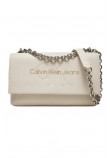 CALVIN KLEIN JEANS SCULPTED EW FLAP W/CHAIN25 MONO ΤΣΑΝΤΑ ΓΥΝΑΙΚΕΙΑ EGGSHELL