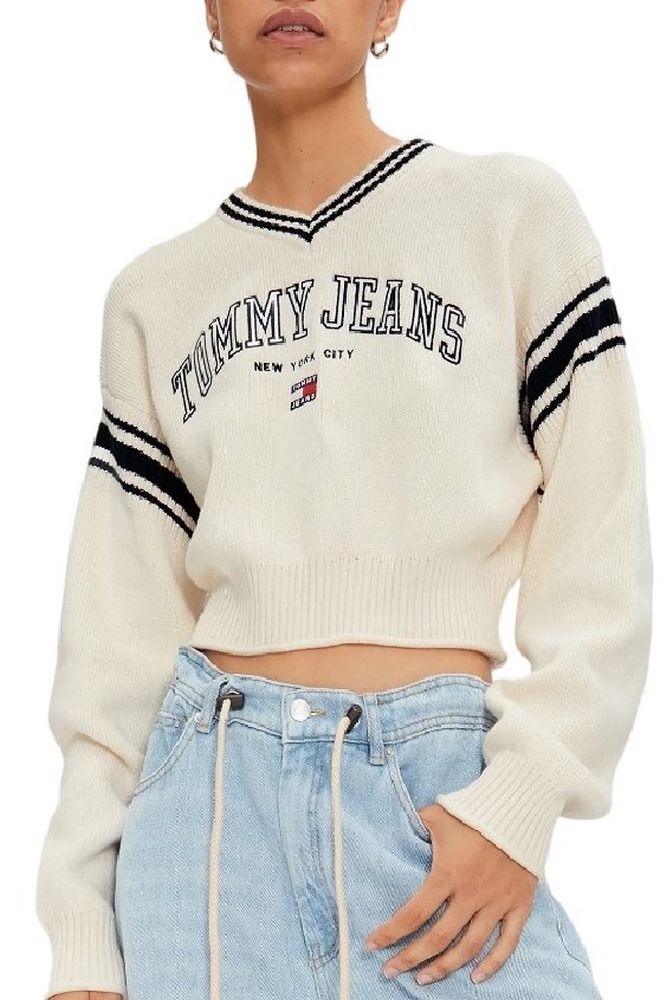 TOMMY JEANS CRP VARSITY V-NECK SWEATER ΜΠΛΟΥΖΑ ΠΛΕΚΤΗ ΓΥΝΑΙΚΕΙΑ WHITE