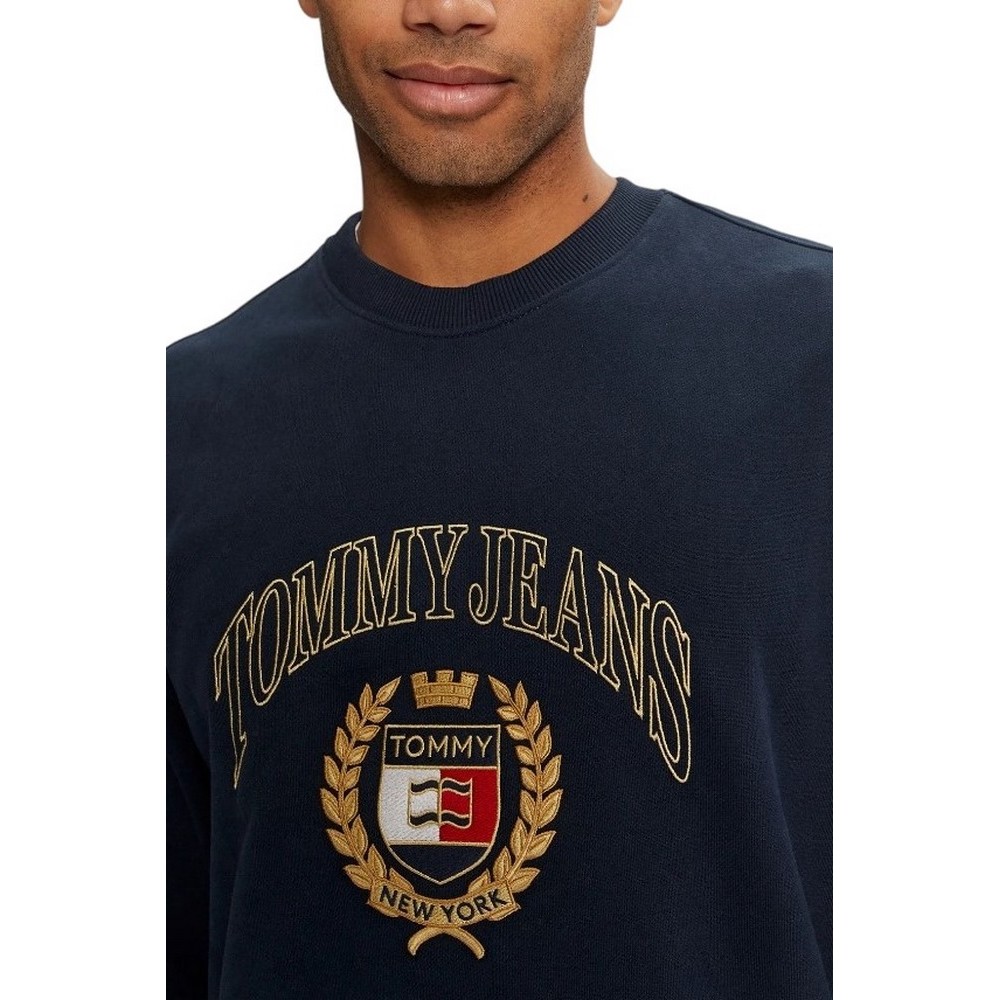 TOMMY JEANS REG TJ PREP CREST CREW ΜΠΛΟΥΖΑ ΦΟΥΤΕΡ ΑΝΔΡΙΚΗ DARK NAVY