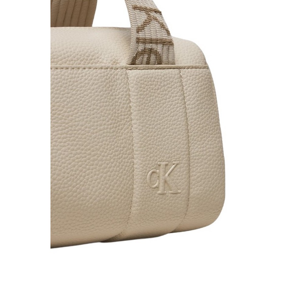 CALVIN KLEIN JEANS ULTRALIGHT SQ BARREL BAG ΤΣΑΝΤΑ ΓΥΝΑΙΚΕΙΑ EGGSHELL