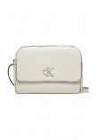 CALVIN KLEIN MINIMAL MONOGRAM CAMERA BAG18 ΤΣΑΝΤΑ ΓΥΝΑΙΚΕΙΑ WHITE