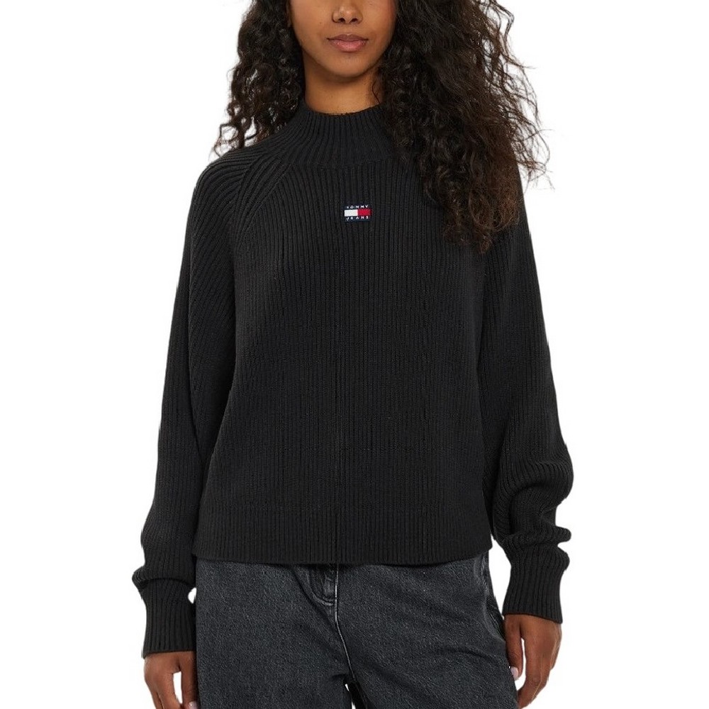 TOMMY JEANS BADGE MOCKNECK SWEATER ΜΠΛΟΥΖΑ ΠΛΕΚΤΗ ΓΥΝΑΙΚΕΙΑ BLACK