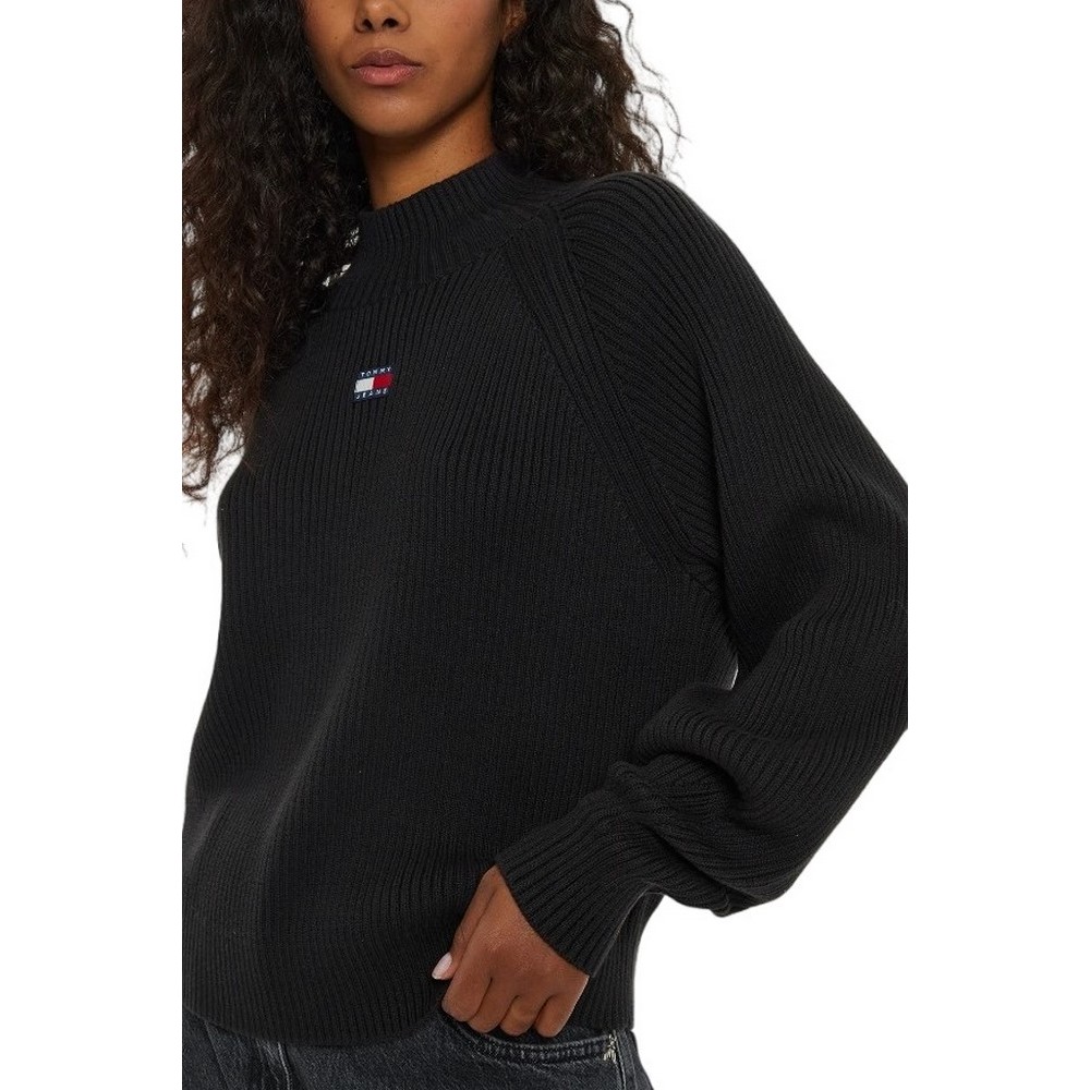 TOMMY JEANS BADGE MOCKNECK SWEATER ΜΠΛΟΥΖΑ ΠΛΕΚΤΗ ΓΥΝΑΙΚΕΙΑ BLACK