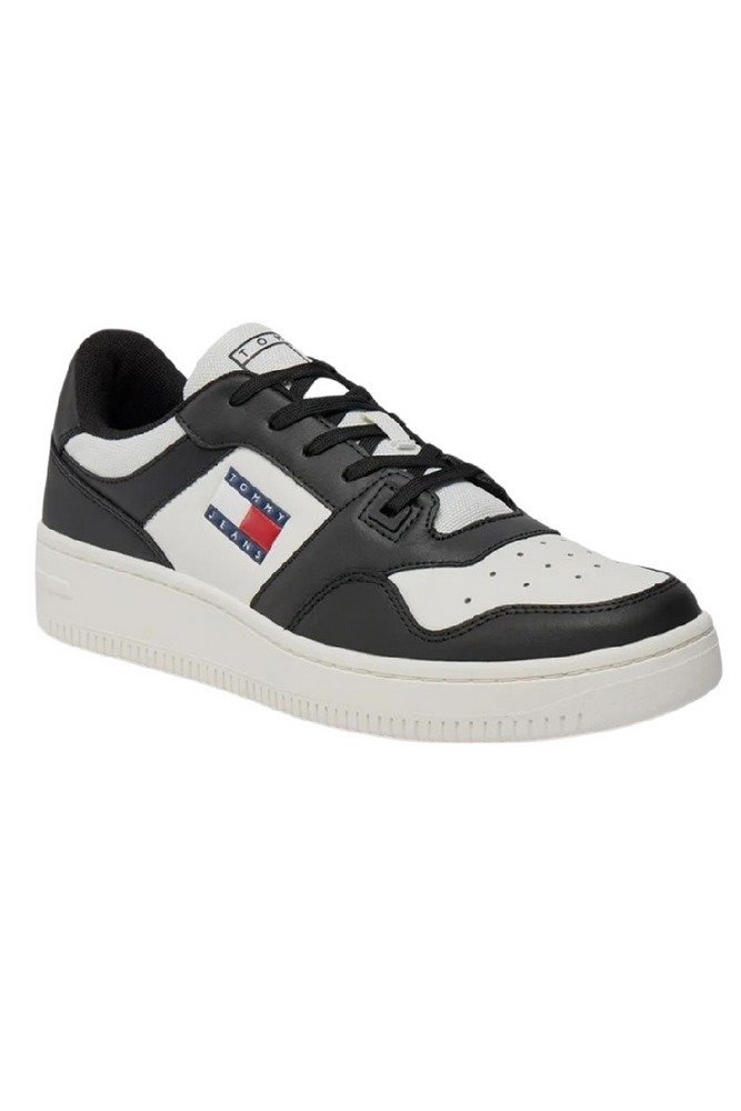 TOMMY JEANS RETRO BASKET ESS ΠΑΠΟΥΤΣΙ ΓΥΝΑΙΚΕΙΟ BLACK/WHITE