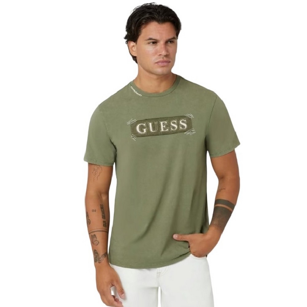 GUESS APPLIQU T-SHIRT M4BI60K9RM1 ΜΠΛΟΥΖΑ ΑΝΔΡΙΚΗ KHAKI