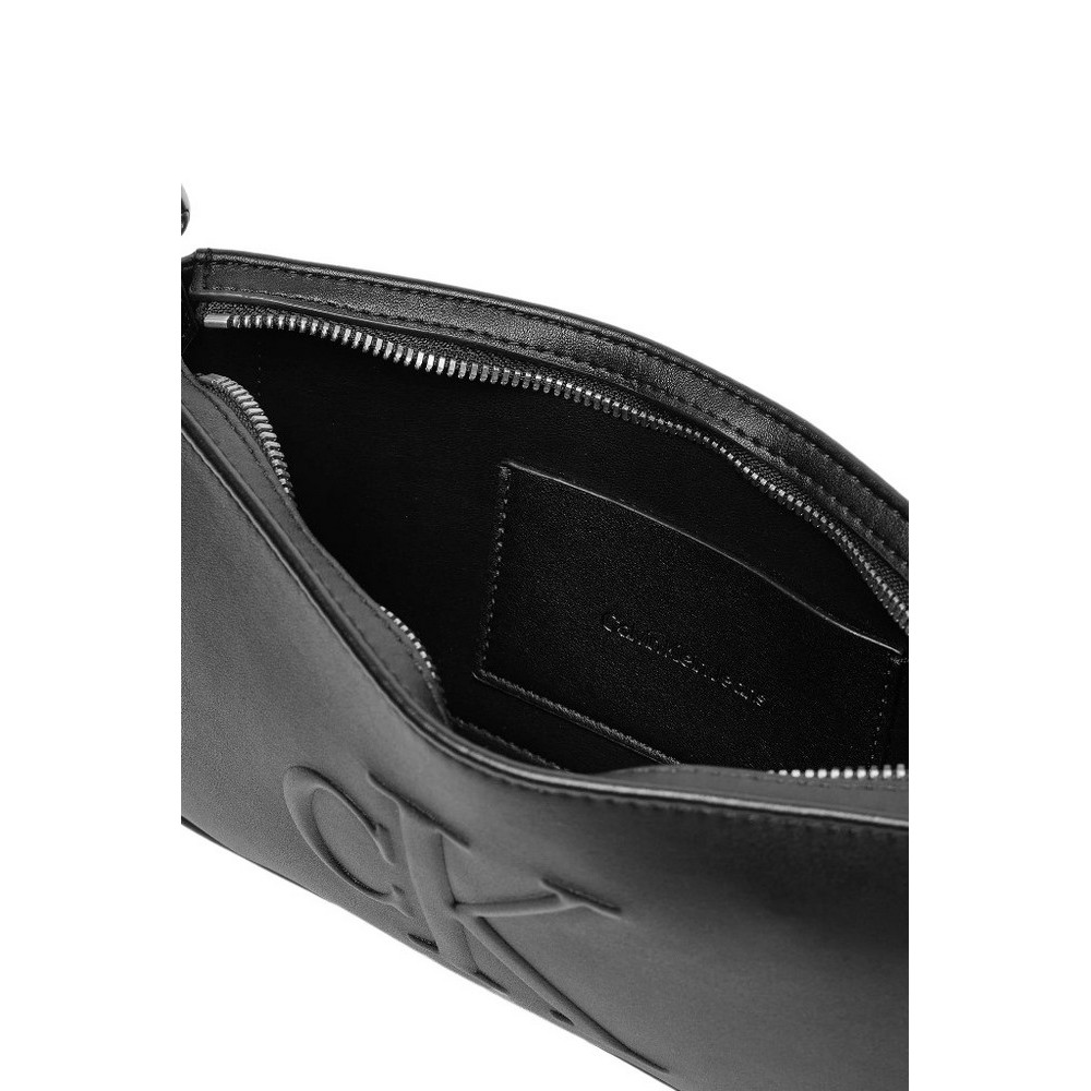 CALVIN KLEIN JEANS SCULPTED SHOULDER POUCH25 DEBOSS ΤΣΑΝΤΑ ΓΥΝΑΙΚΕΙΑ BLACK