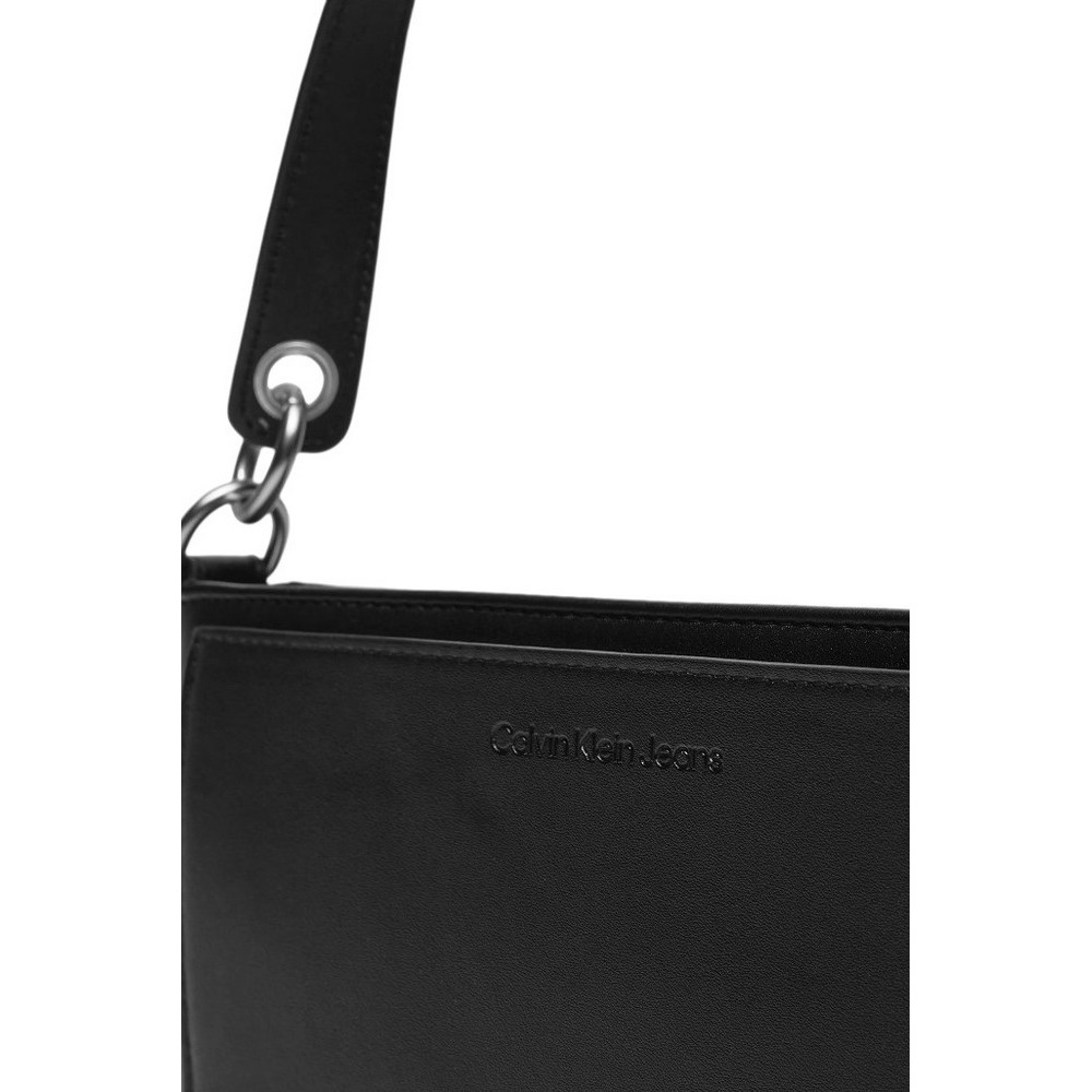 CALVIN KLEIN JEANS SCULPTED SHOULDER POUCH25 DEBOSS ΤΣΑΝΤΑ ΓΥΝΑΙΚΕΙΑ BLACK