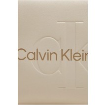 CALVIN KLEIN JEANS SCULPTED CAMERA BAG18 MONO ΤΣΑΝΤΑ ΓΥΝΑΙΚΕΙΑ EGGSHELL