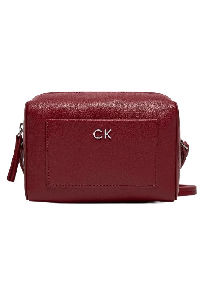 CALVIN KLEIN  DAILY CAMERA BAG PEBBLE ΤΣΑΝΤΑ ΓΥΝΑΙΚΕΙΑ RED