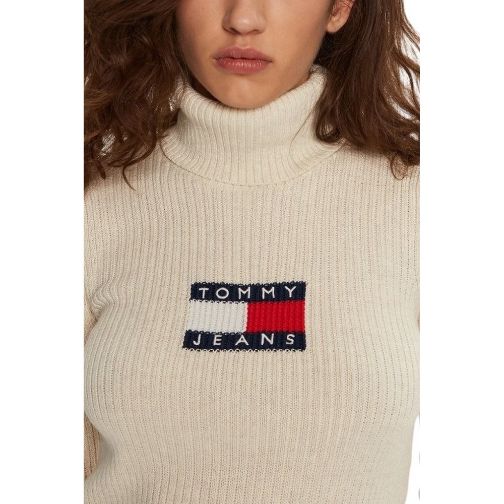 TOMMY JEANS MELANGE TRTLNCK FLAG SWEATER ΜΠΛΟΥΖΑ ΠΛΕΚΤΗ ΓΥΝΑΙΚΕΙΑ BEIGE