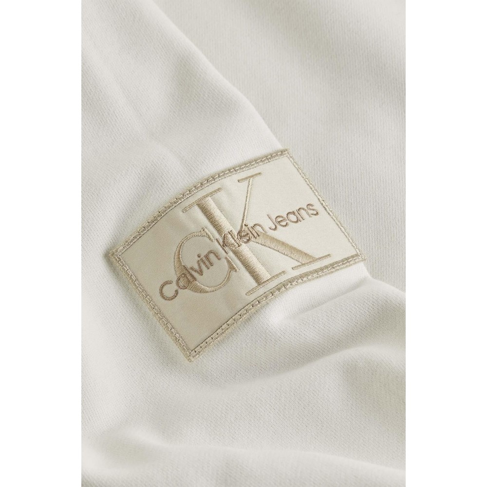 CALVIN KLEIN JEANS BADGE CREW NECK ΜΠΛΟΥΖΑ ΦΟΥΤΕΡ ΑΝΔΡΙΚΗ IVORY